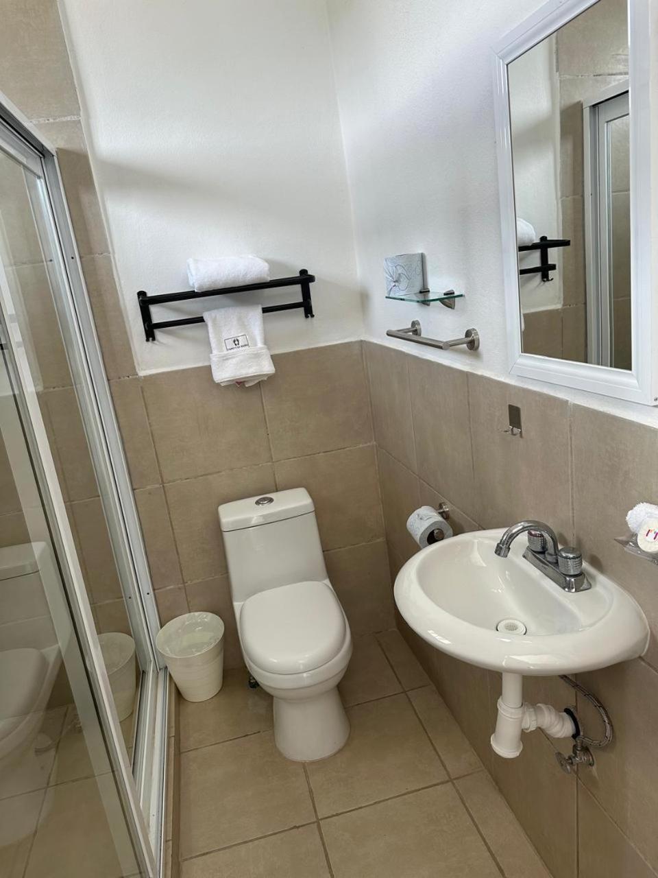 Hotel Plaza Centenario Juan Aldama Kültér fotó