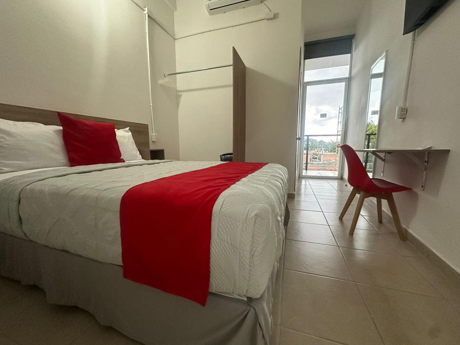 Hotel Plaza Centenario Juan Aldama Kültér fotó
