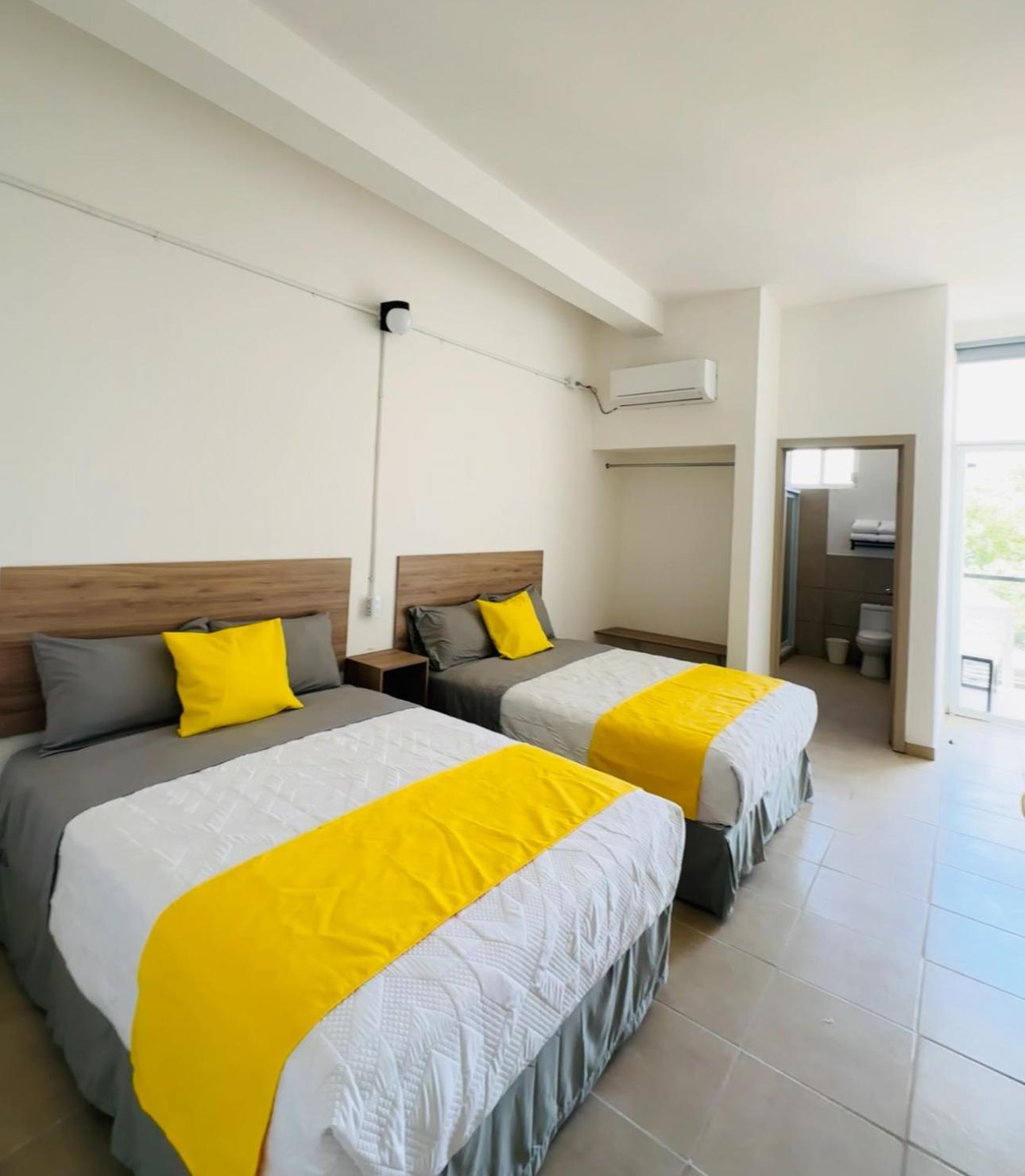 Hotel Plaza Centenario Juan Aldama Kültér fotó